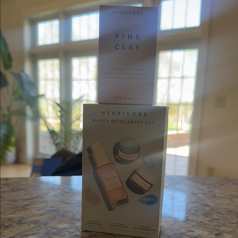 Herbivore Pink Clay Bar Soap and Waves of Clarity Set